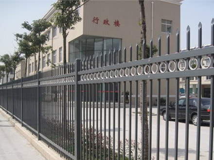 學(xué)校圍墻 學(xué)校圍墻